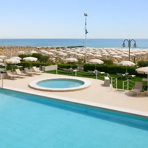 4* Hotel Aurora